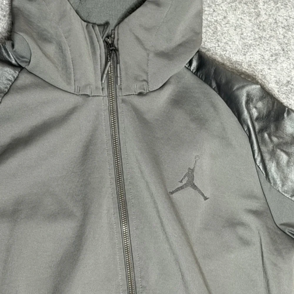 Jordan Mens Full Zip Fleece Hoodie‎ Charcoal Gray Black Mixed Media Jacket Large